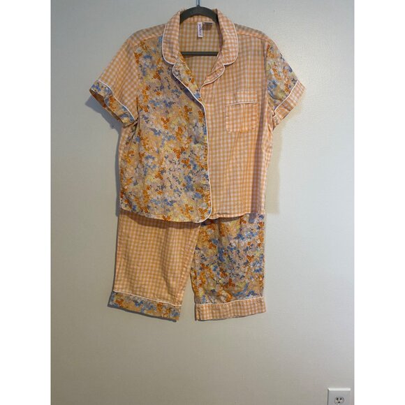 Joyspun Pajama Set M Floral & Checkered Short Sleeve Top & Capris Loungewear - Picture 2 of 14